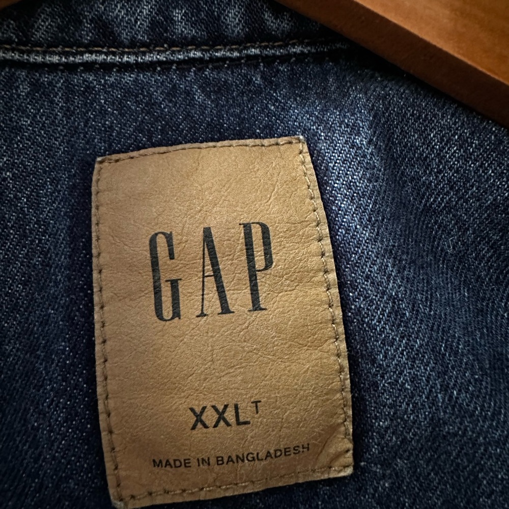 GAP Women's Belted Blue Jean Jacket - Picture 3 of 4